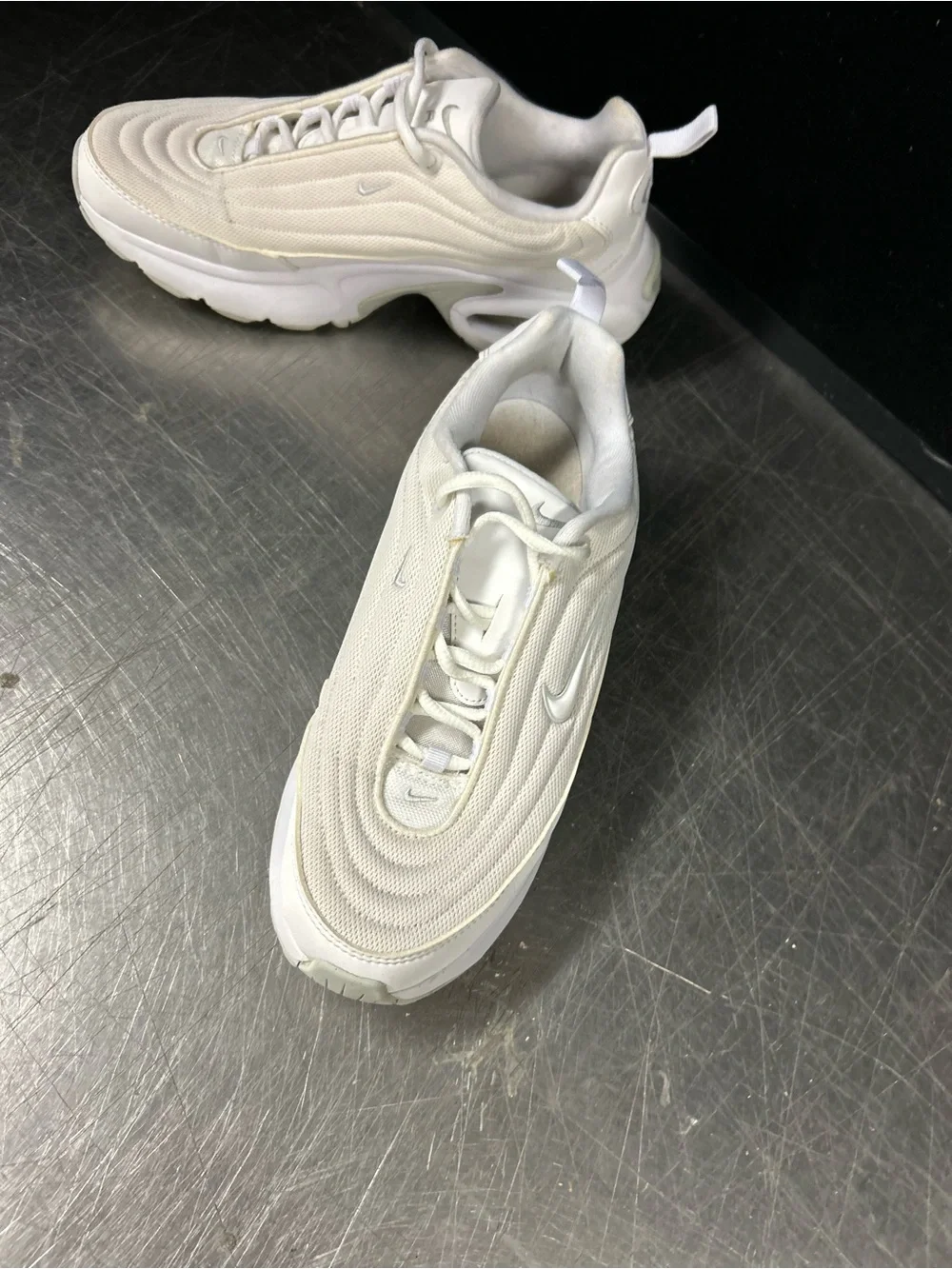 Nike Air Max Size 7.5 Women
